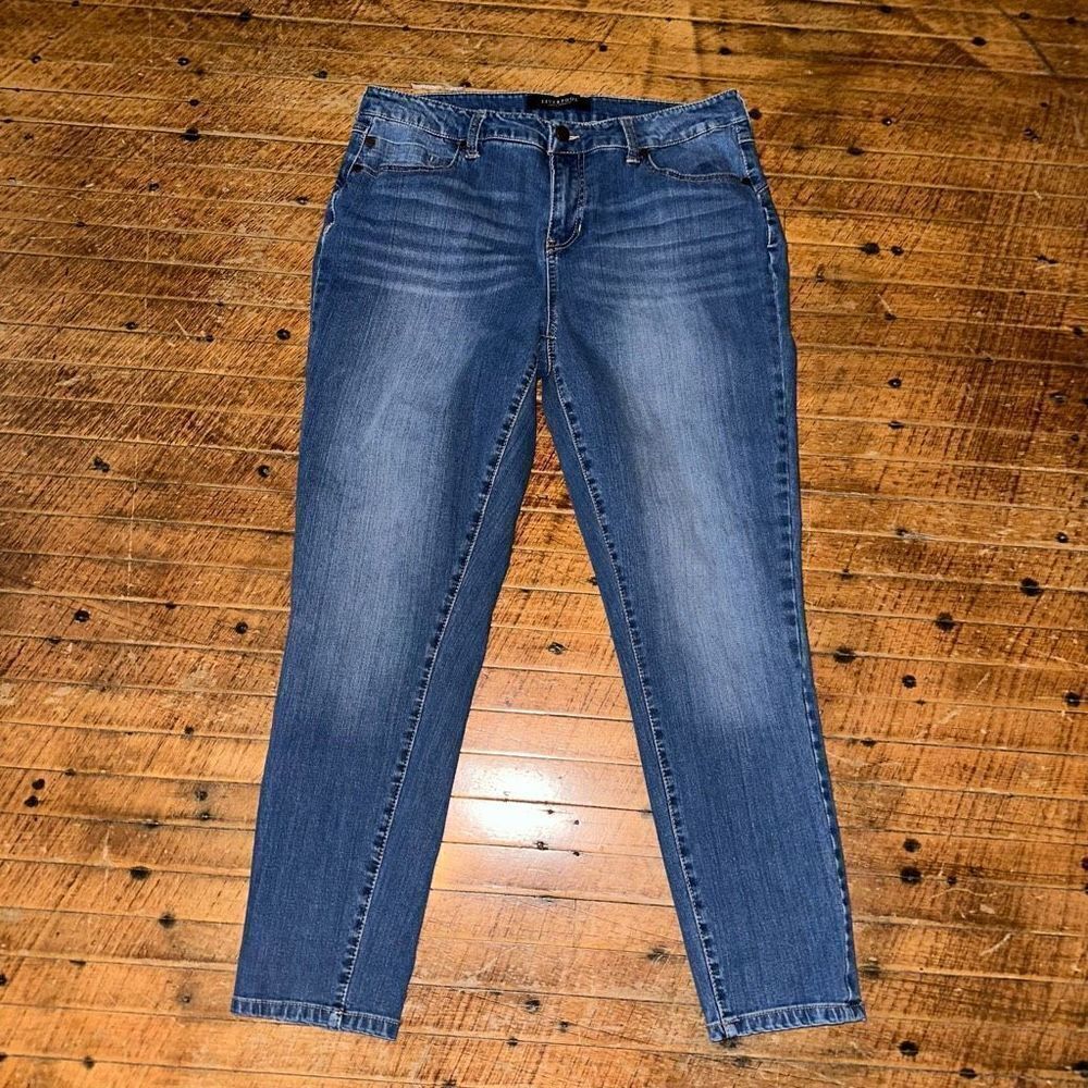 Liverpool distressed medium wash 12 normcore slim jeans